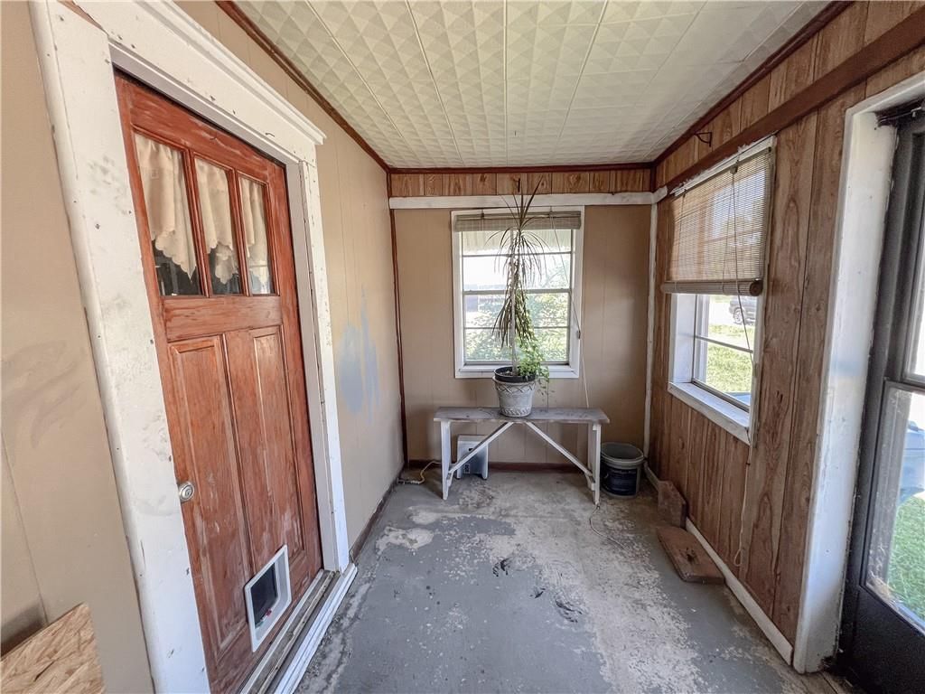 605 W 1st Street — photo 10