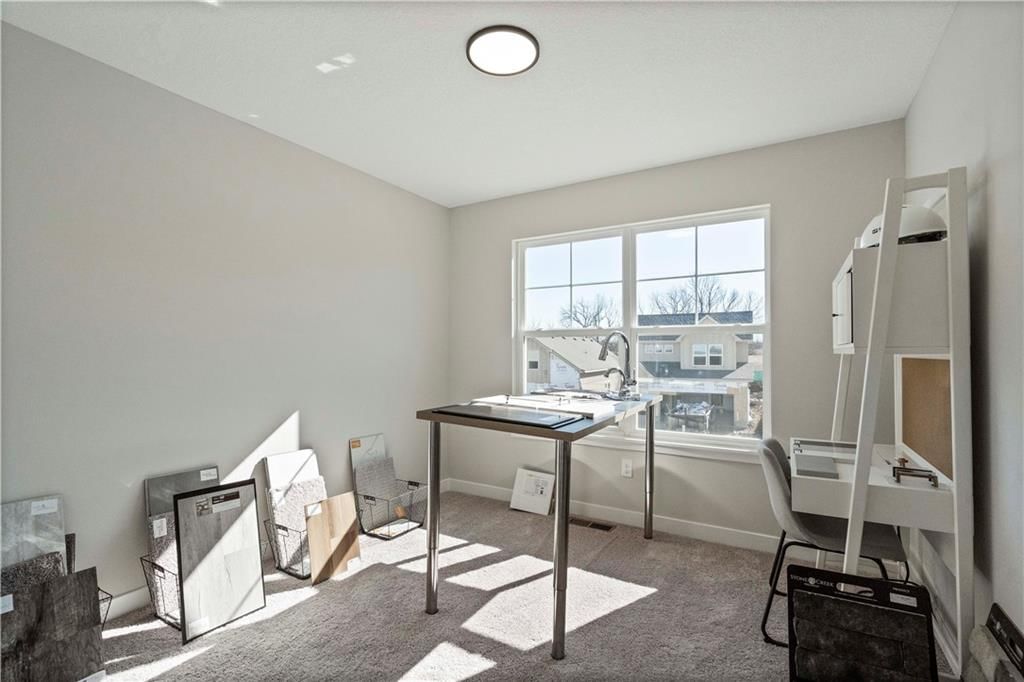 508 Hampstead Drive — photo 10