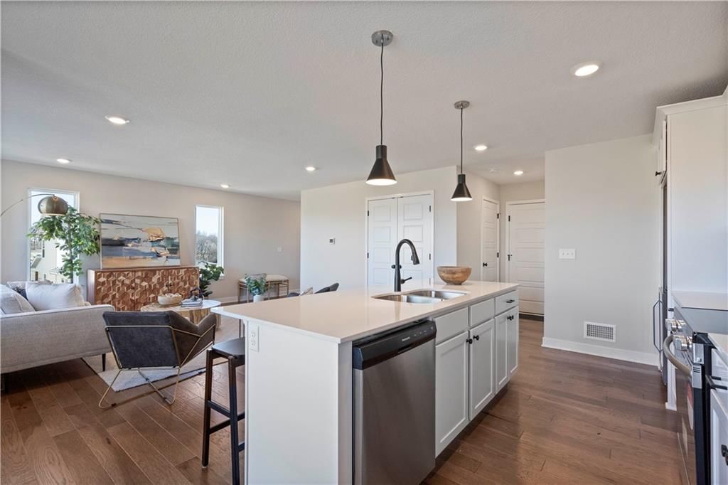 508 Hampstead Drive — photo 16