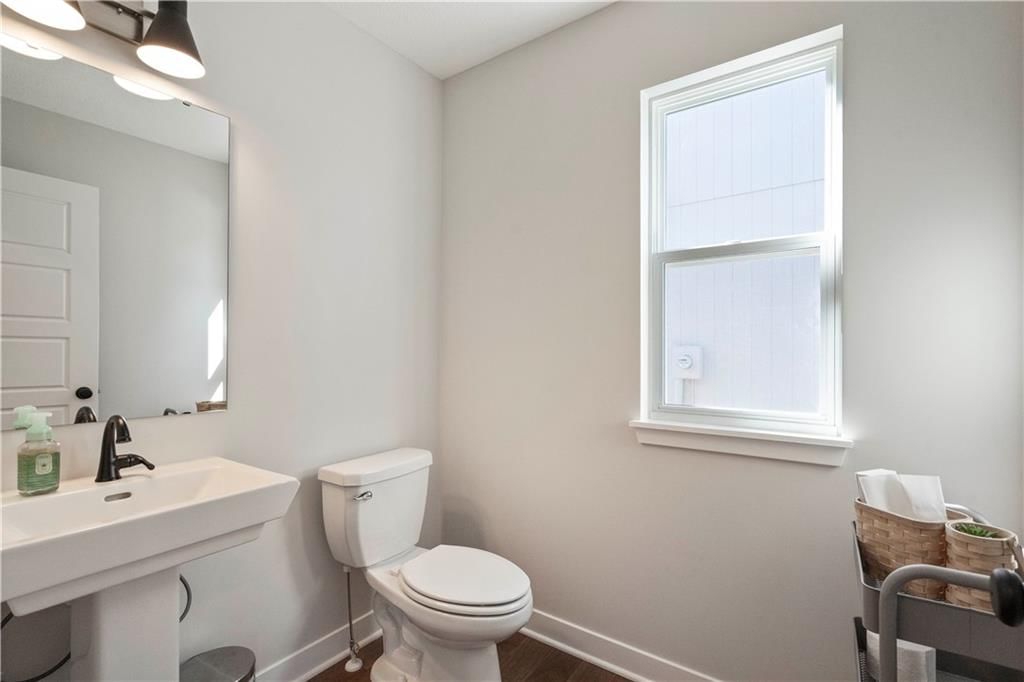508 Hampstead Drive — photo 17
