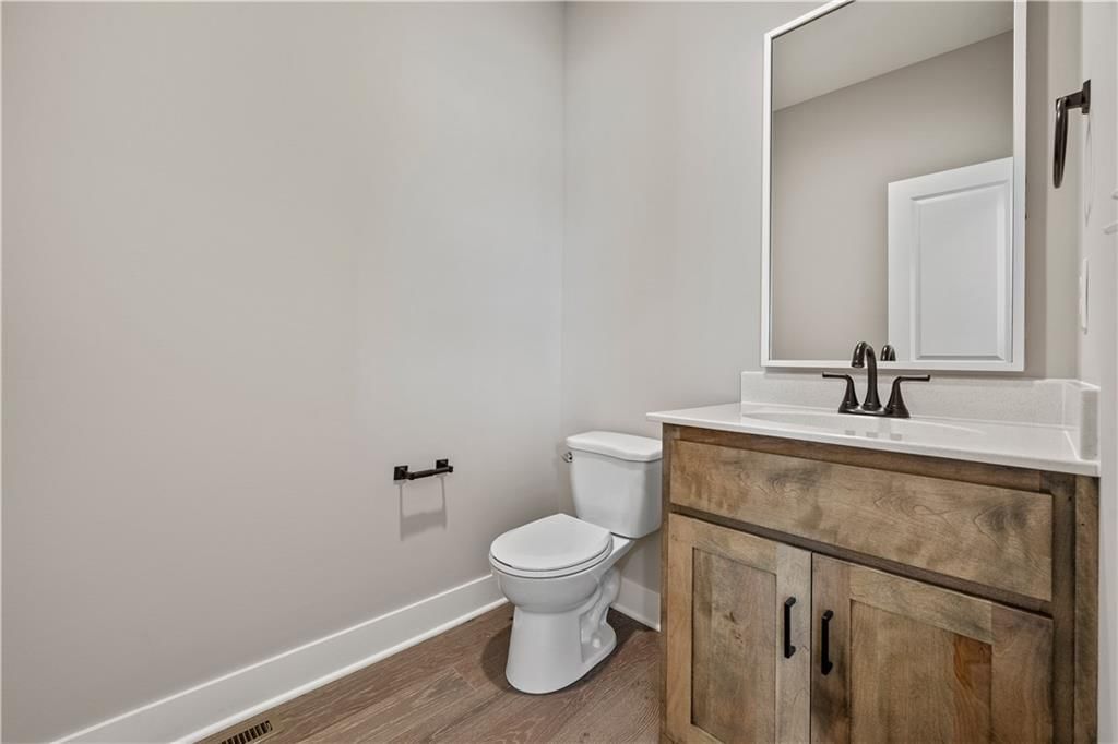 Photo 7 of 27 - 16993 W 164th Terrace