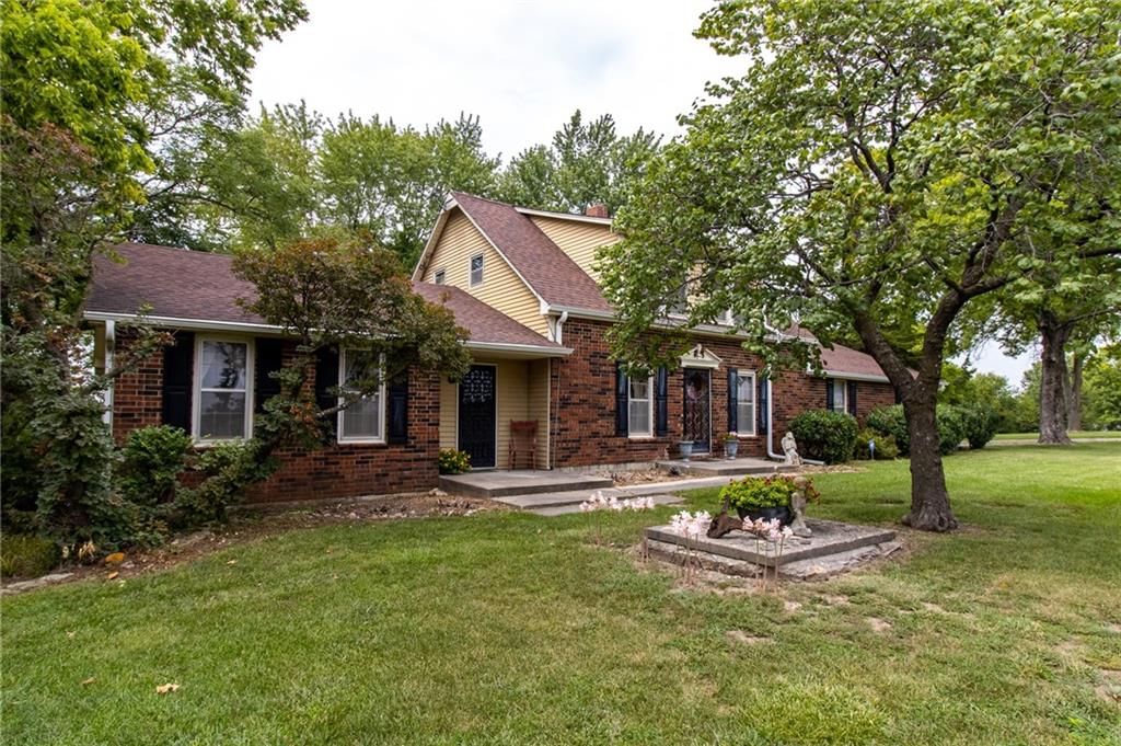 12927 238th Street, Linwood, KS