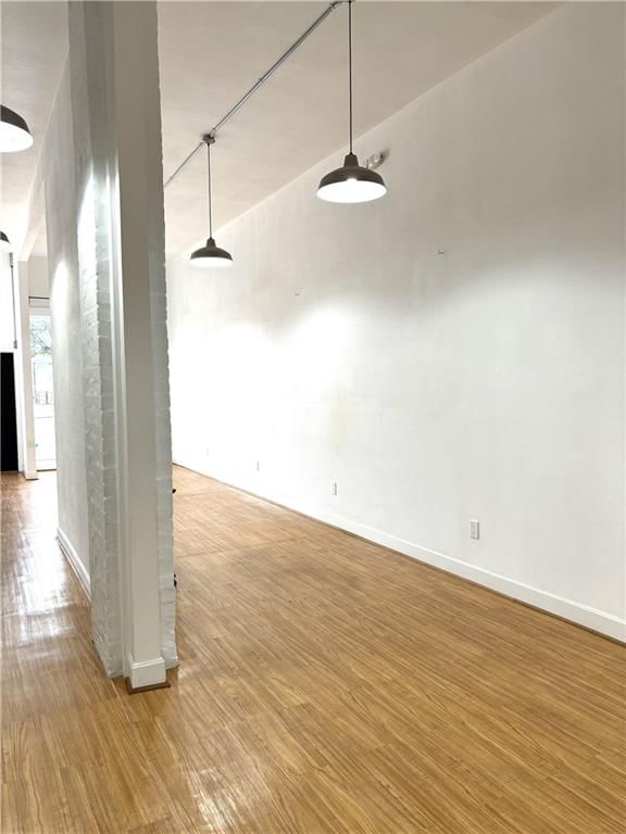 125 W Peoria Street — photo 13