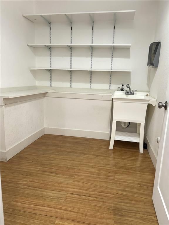 125 W Peoria Street — photo 14