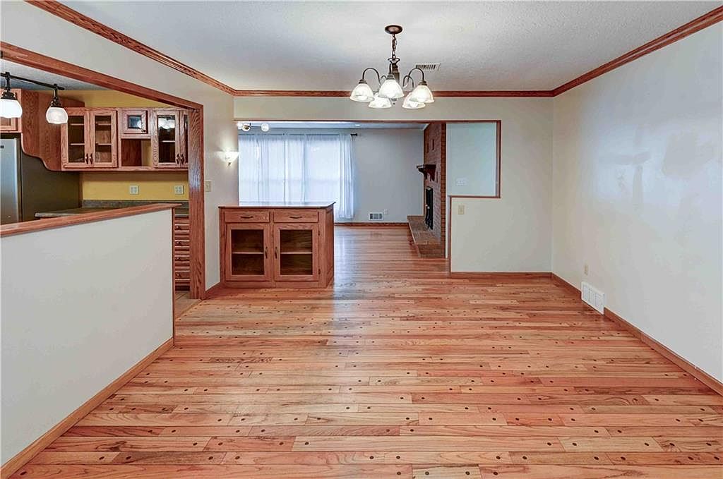 9808 E 82nd Street — photo 14