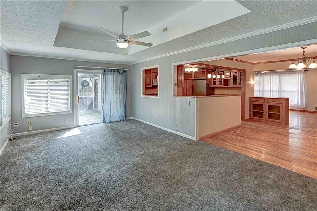 9808 E 82nd Street — photo 20