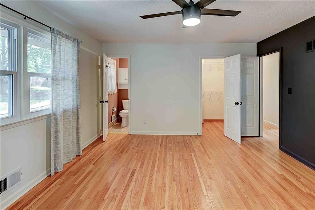 9808 E 82nd Street — photo 29
