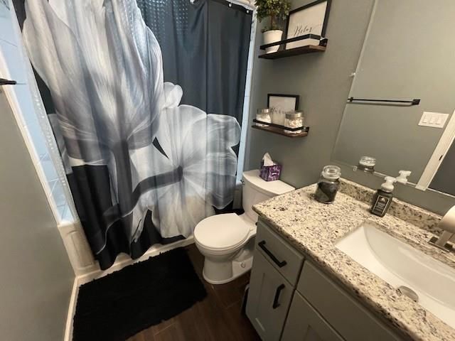 2205 S Stilwell Street — photo 14