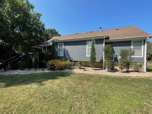2205 S Stilwell Street — photo 20