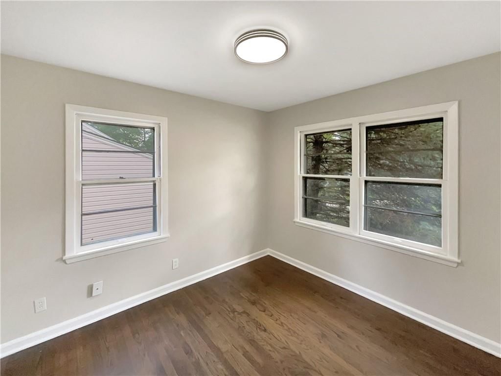 212 W 89th Terrace — photo 10