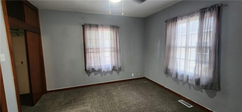 321 W Forest Street — photo 20
