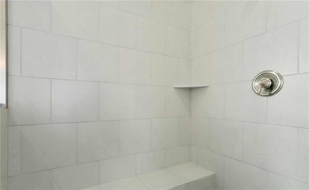 9030 N Monroe Avenue — photo 28
