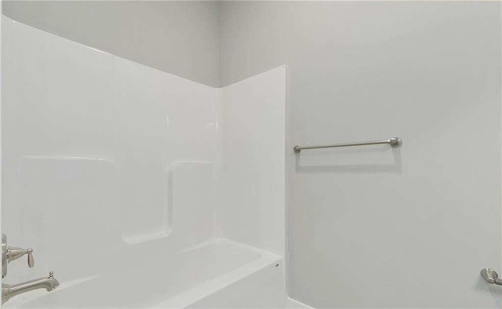 9030 N Monroe Avenue — photo 34