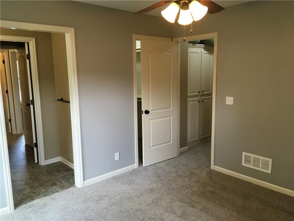 136 W Kay Street — photo 22