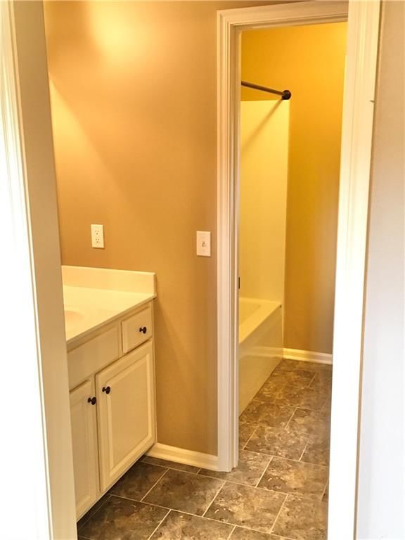 136 W Kay Street — photo 25