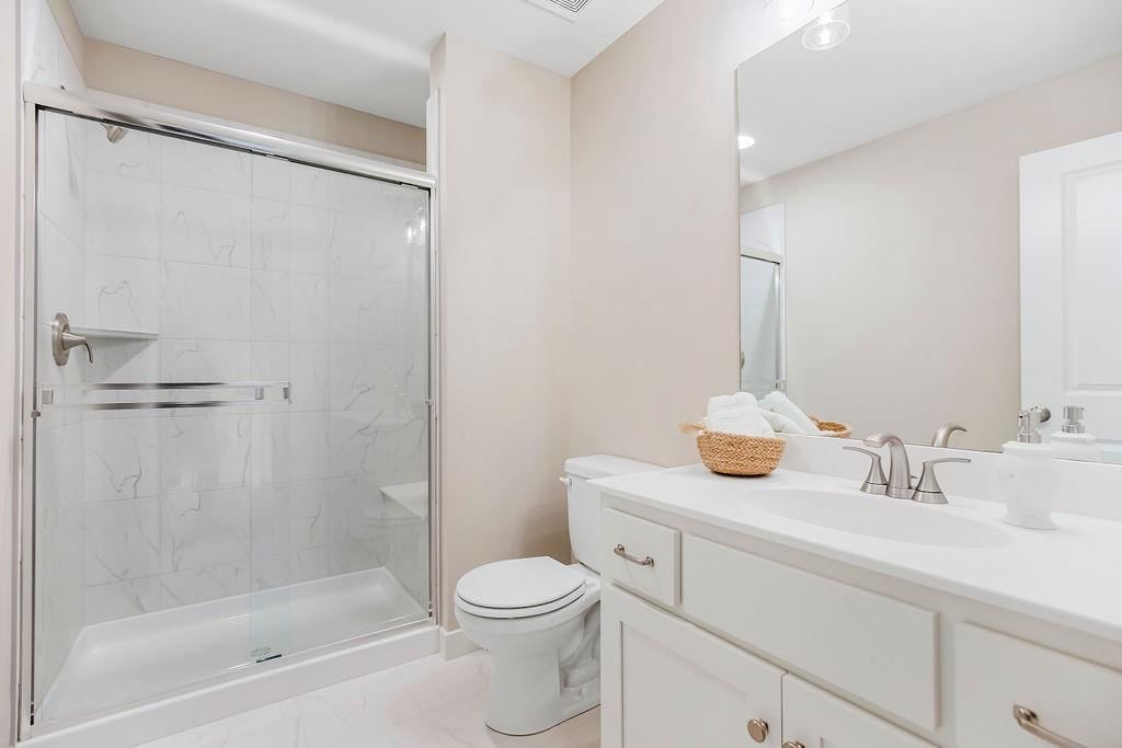 15539 W 168th Terrace — photo 37