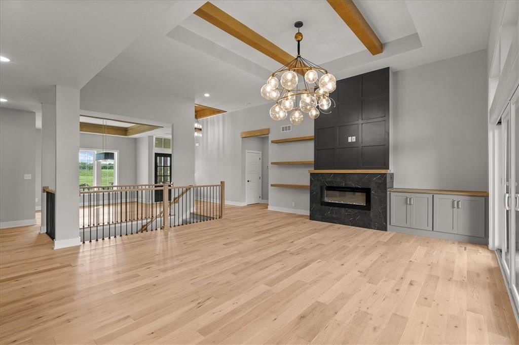 8732 N Lewis Avenue — photo 16