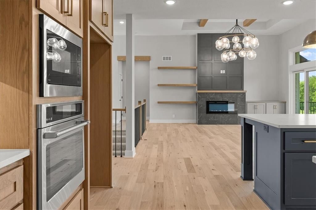 8732 N Lewis Avenue — photo 25