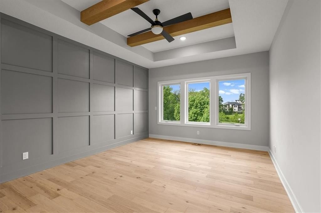 8732 N Lewis Avenue — photo 30