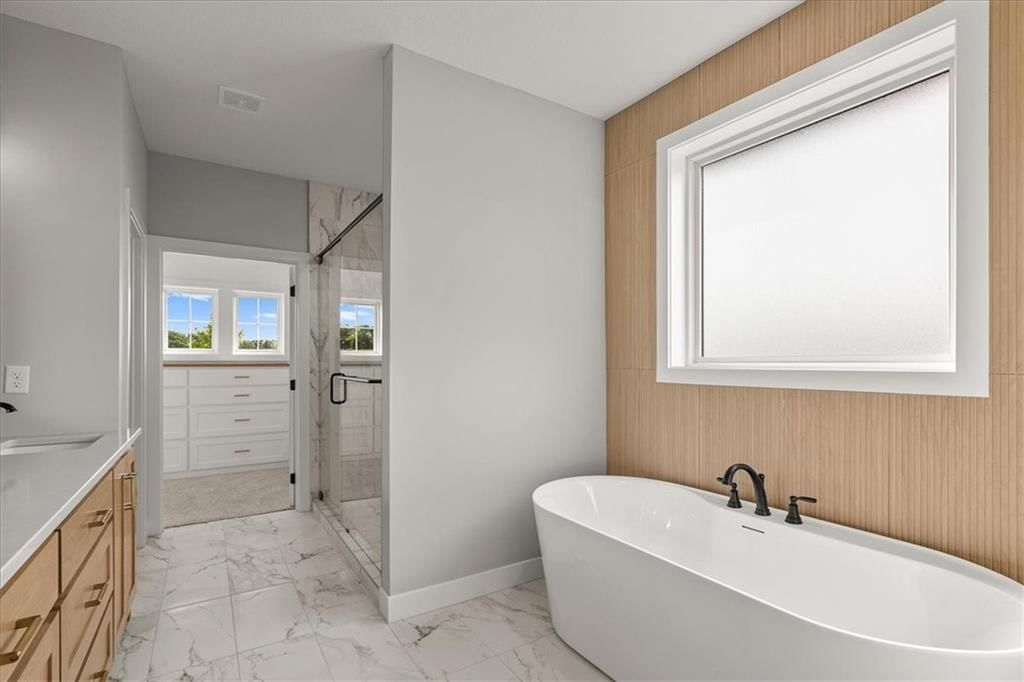 8732 N Lewis Avenue — photo 32