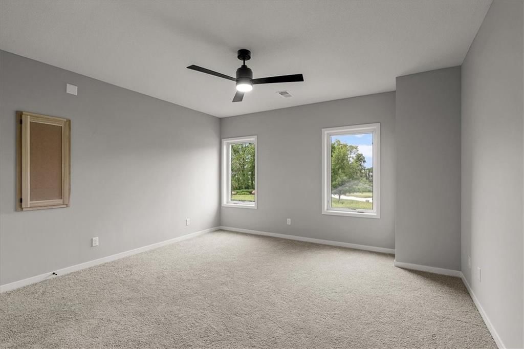 8732 N Lewis Avenue — photo 39
