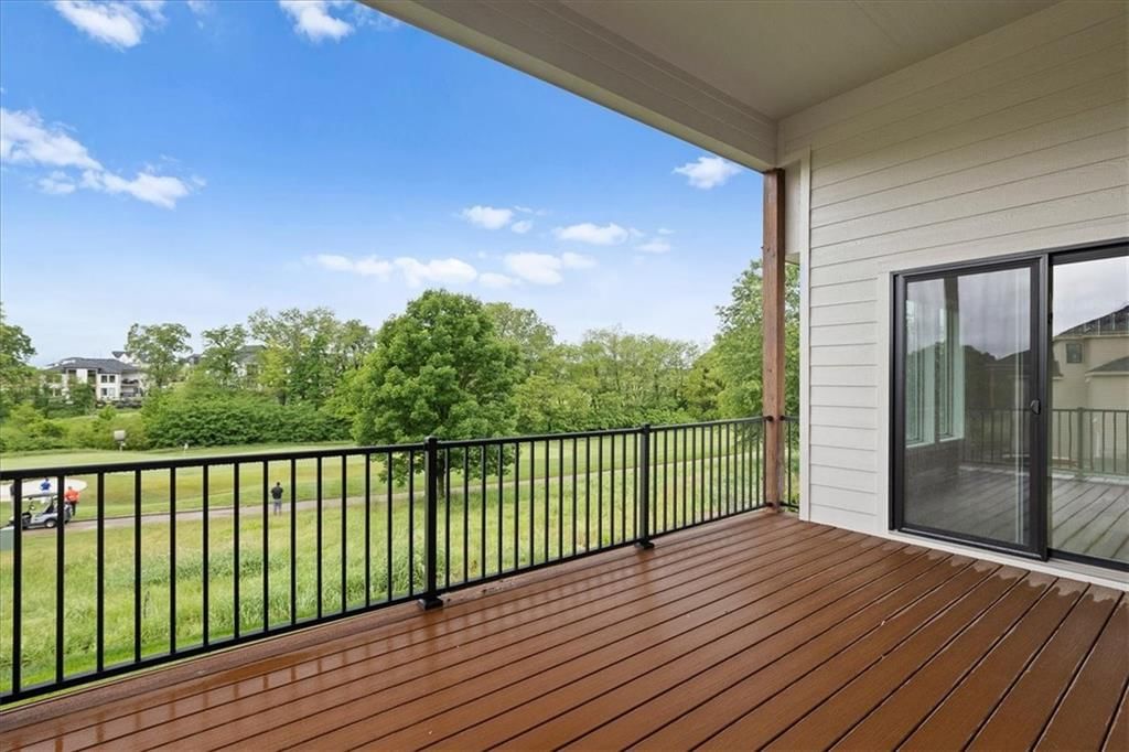 8732 N Lewis Avenue — photo 41