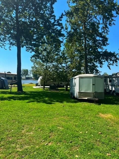 112 Richards Lane — photo 4