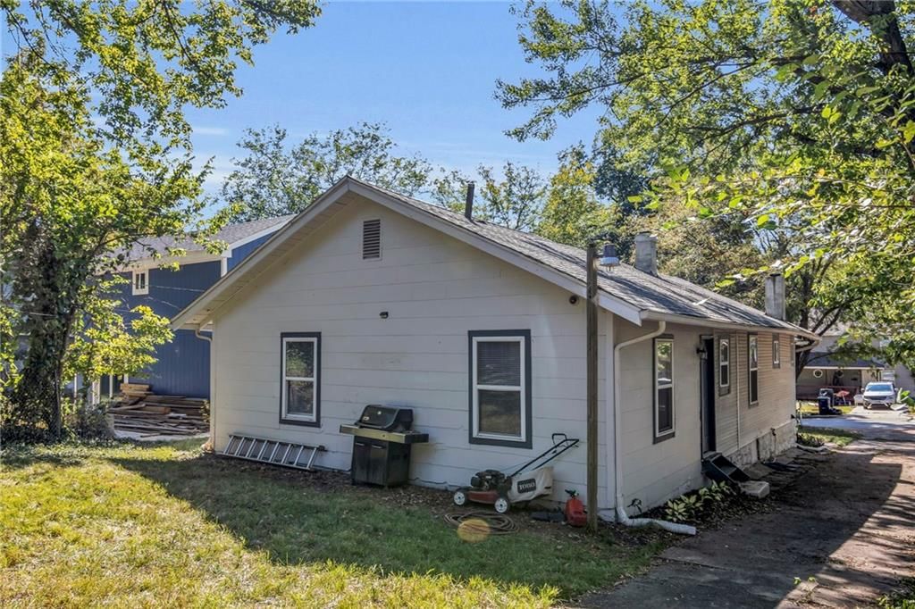 5741 Bales Avenue — photo 24