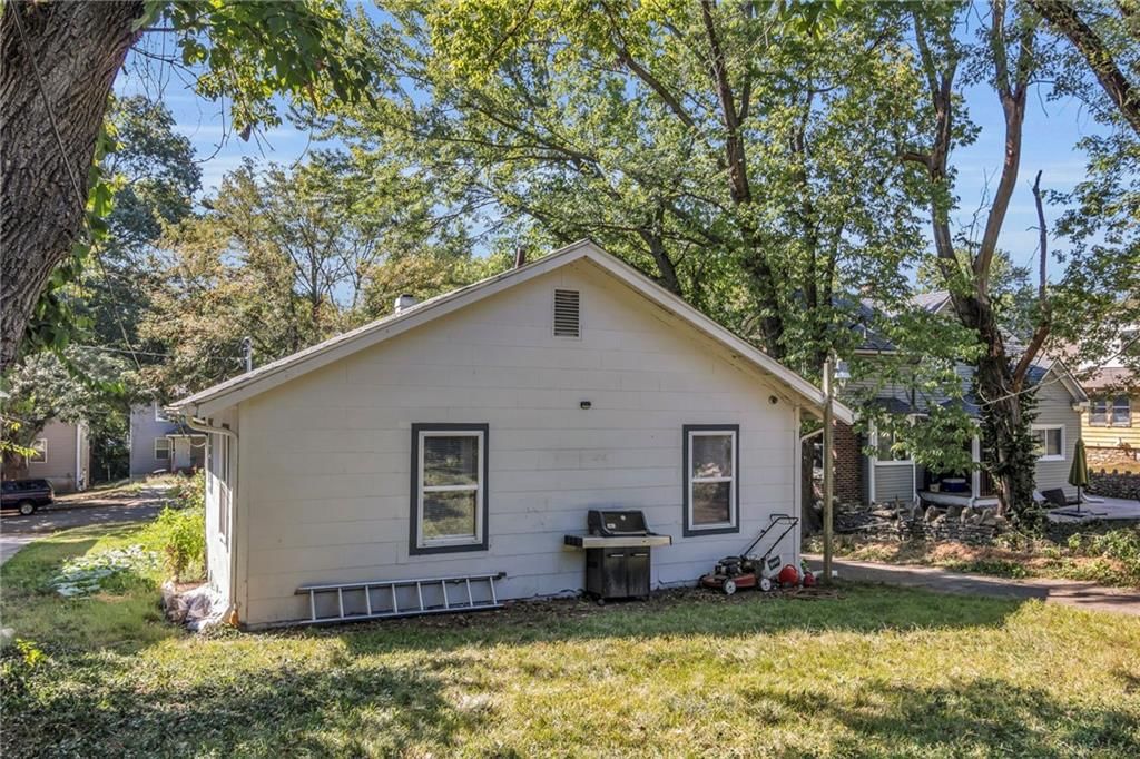 5741 Bales Avenue — photo 25