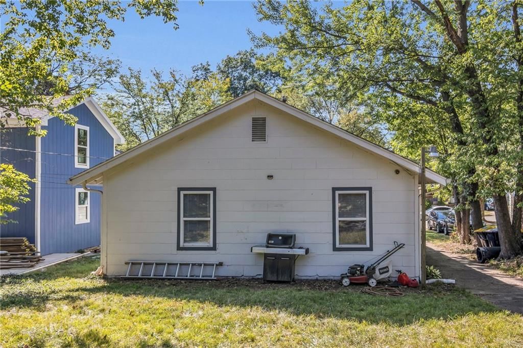 5741 Bales Avenue — photo 26