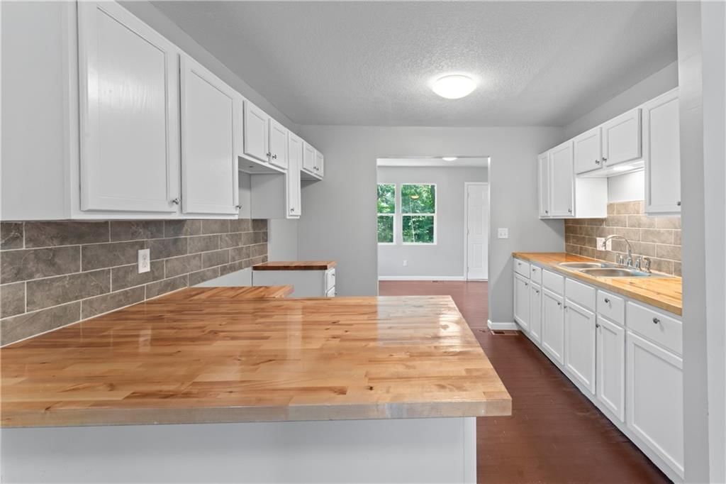 2807 Quincy Avenue — photo 10