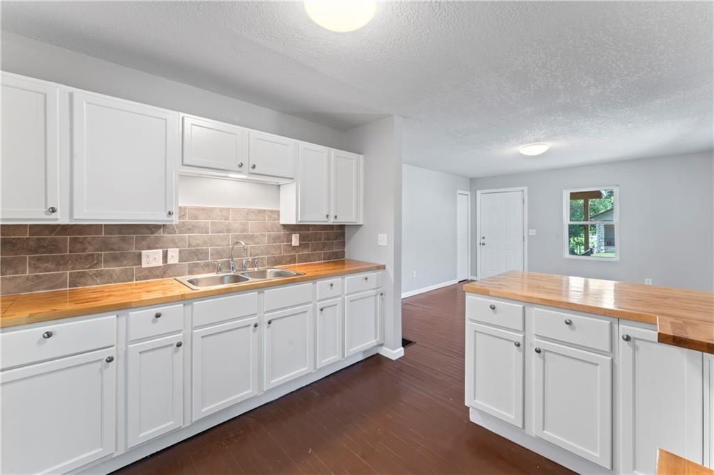 2807 Quincy Avenue — photo 11