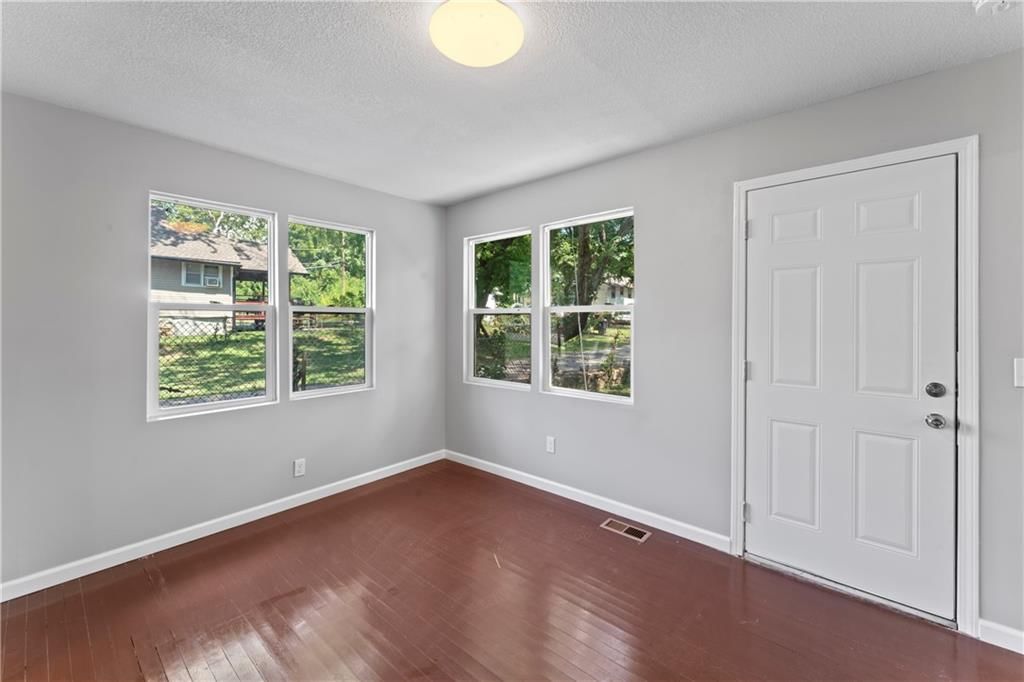 2807 Quincy Avenue — photo 14