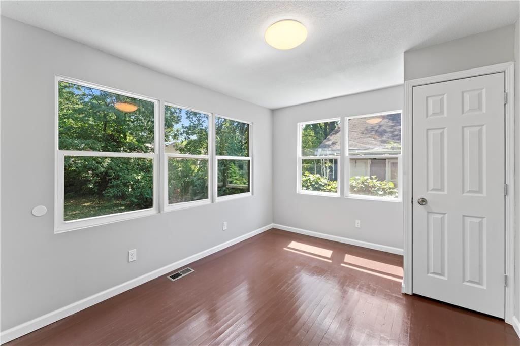 2807 Quincy Avenue — photo 17