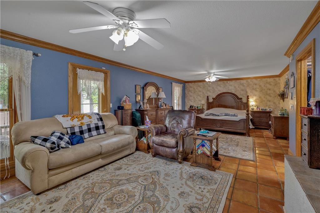 731 NW 35th Lane — photo 37