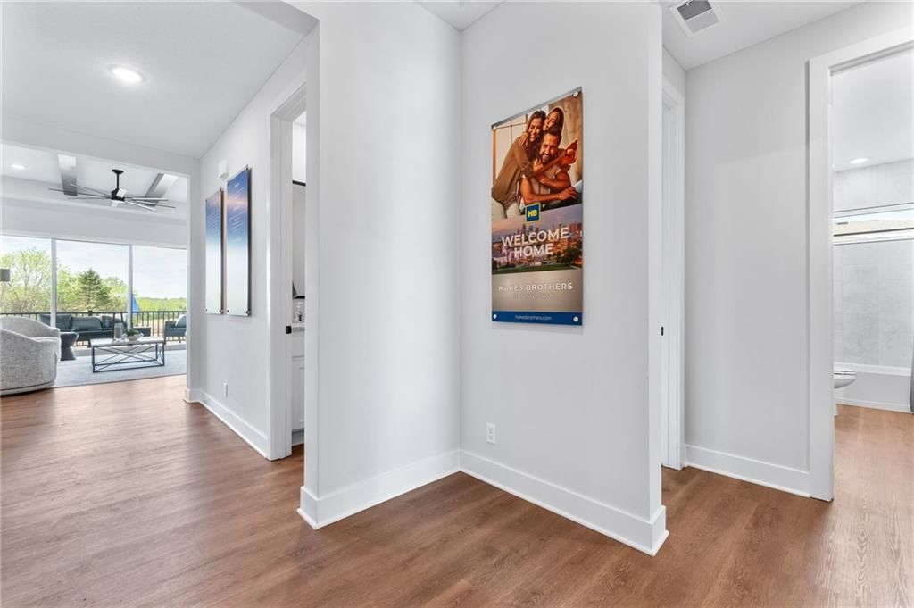 1526 N 162nd Circle — photo 3