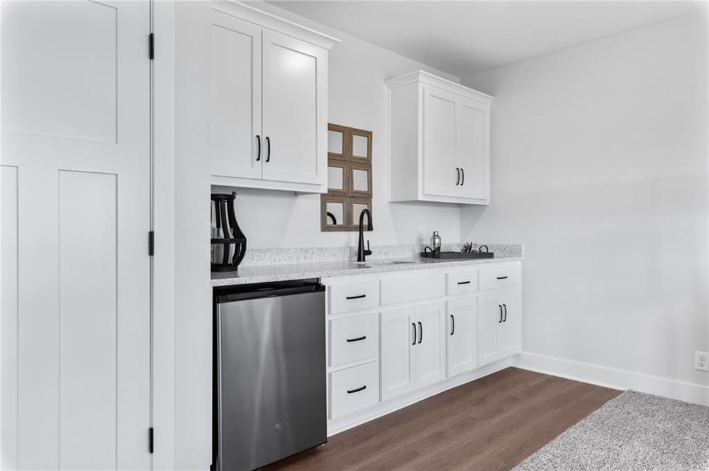1526 N 162nd Circle — photo 33