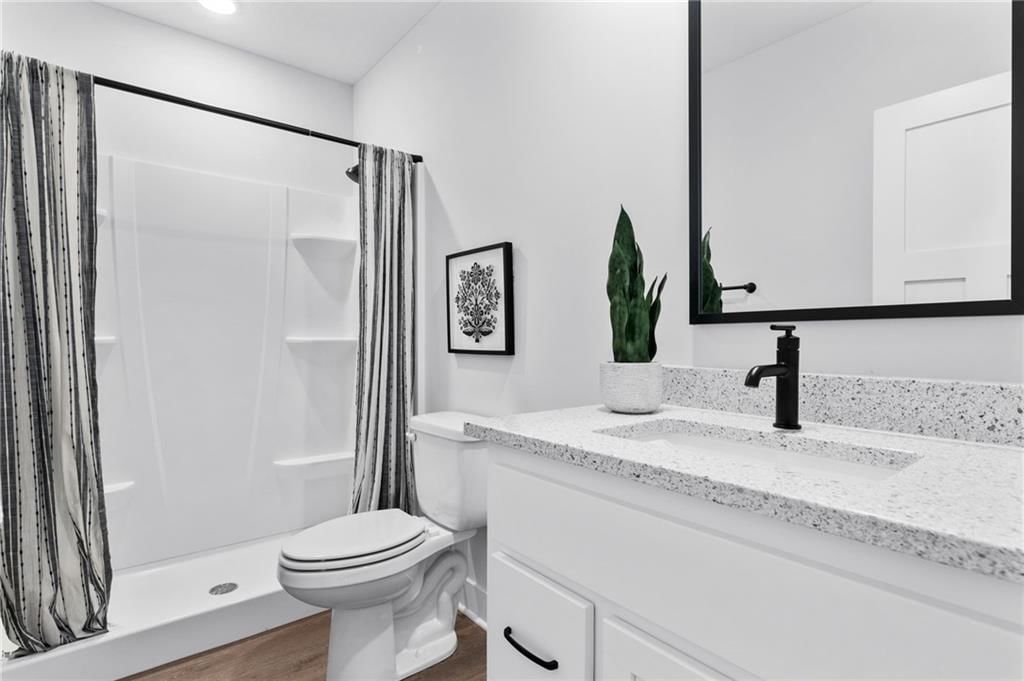 1526 N 162nd Circle — photo 34