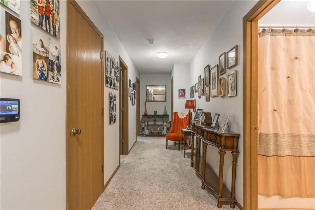 512 S Commercial Avenue — photo 10
