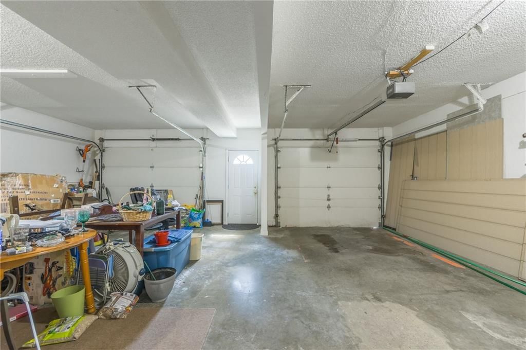512 S Commercial Avenue — photo 28