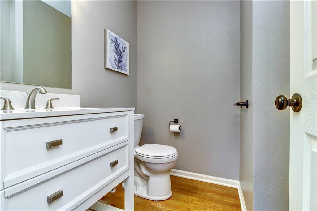 400 SW Saddlewood Court — photo 15