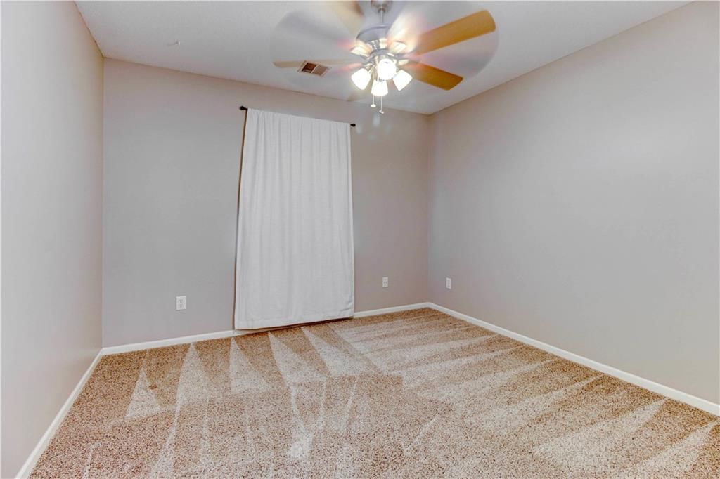 400 SW Saddlewood Court — photo 22