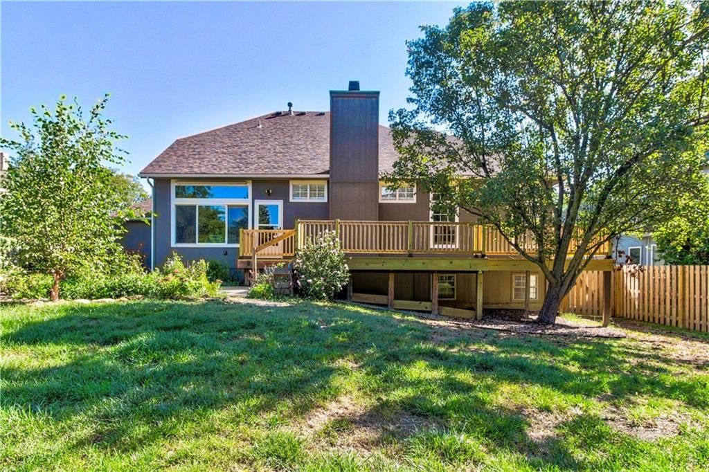 400 SW Saddlewood Court — photo 33