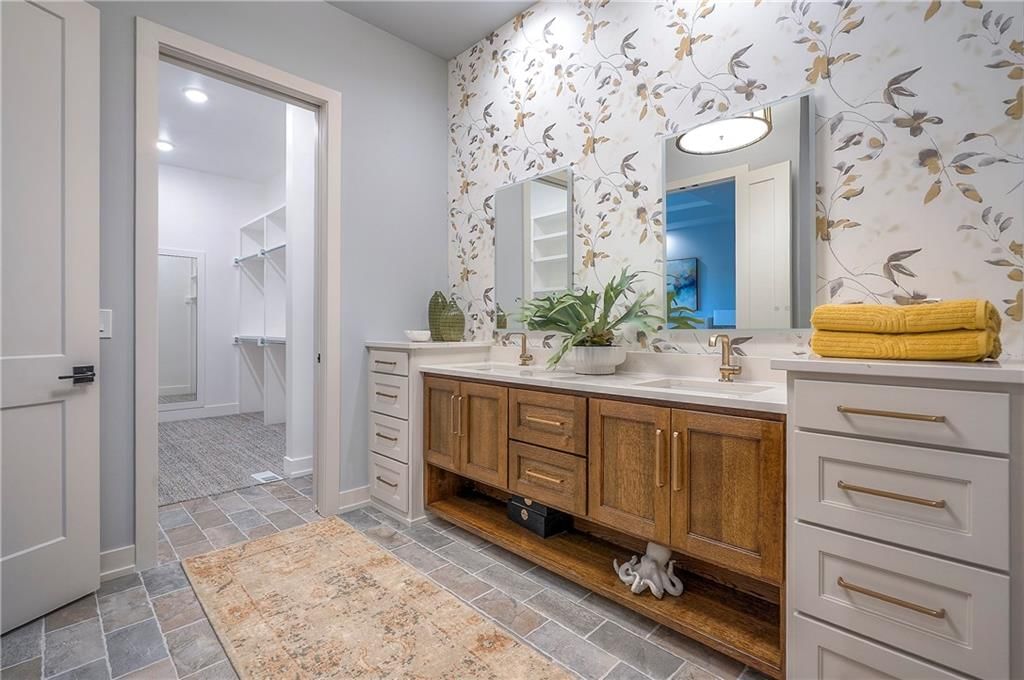 8200 Westlake Drive — photo 43