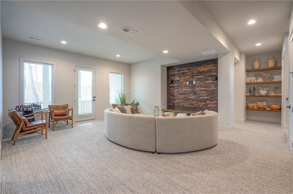 8200 Westlake Drive — photo 47