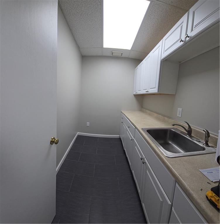 676 SE Bayberry Lane — photo 5