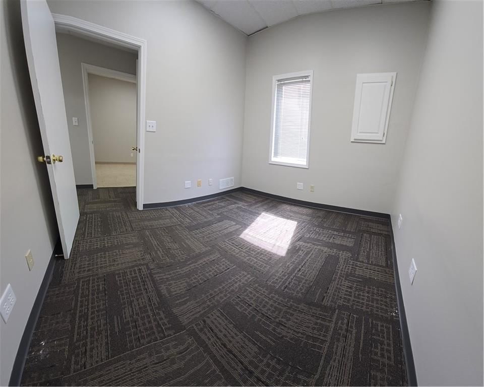 676 SE Bayberry Lane — photo 6