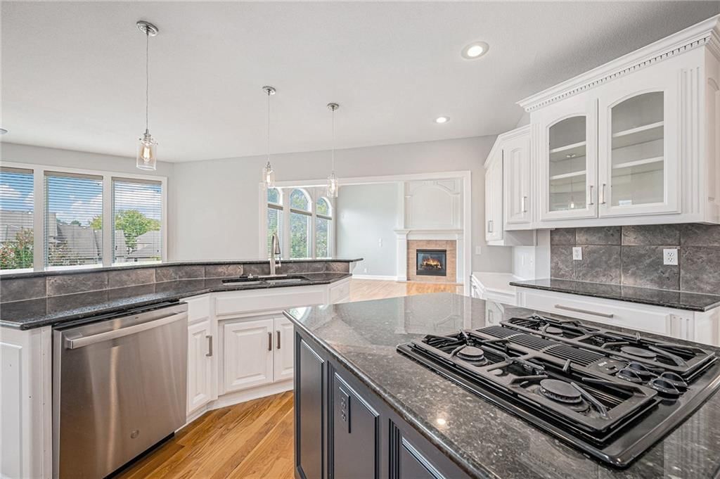 6308 N Cypress Avenue — photo 13
