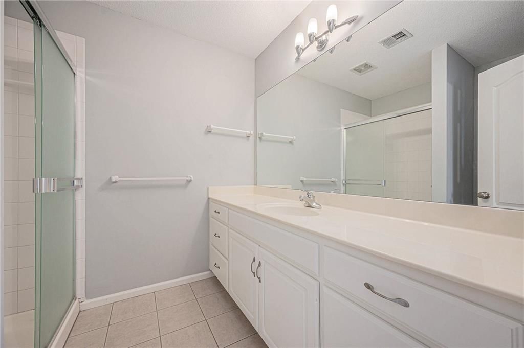 6308 N Cypress Avenue — photo 26