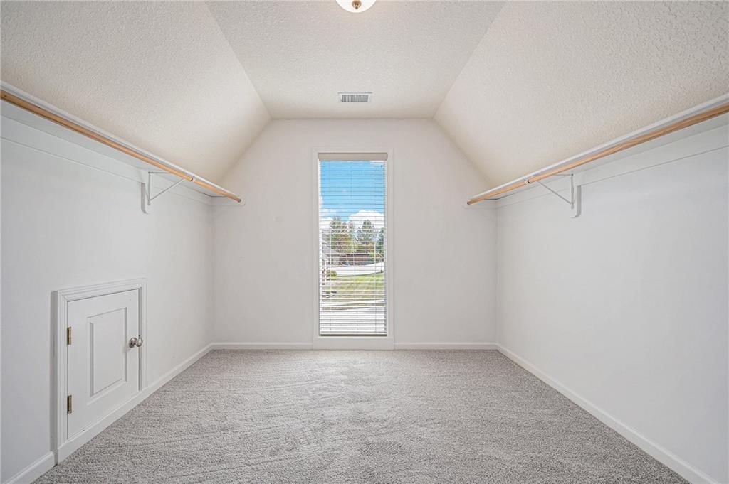 6308 N Cypress Avenue — photo 28